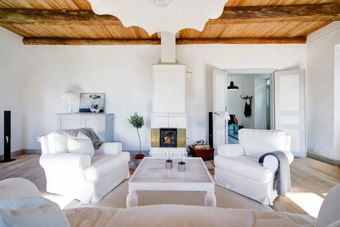 瑞典乡村度假屋的现代改造-7