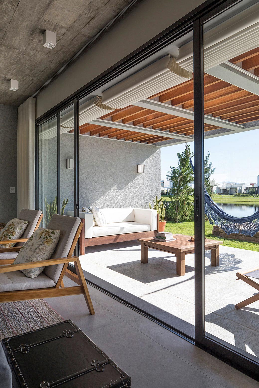 巴西 Xangri-lá的 C26 家庭住宅，Seferin Arquitetura 设计-20