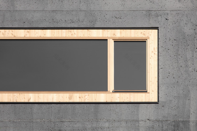 意大利南蒂罗尔山区环保住宅设计-9