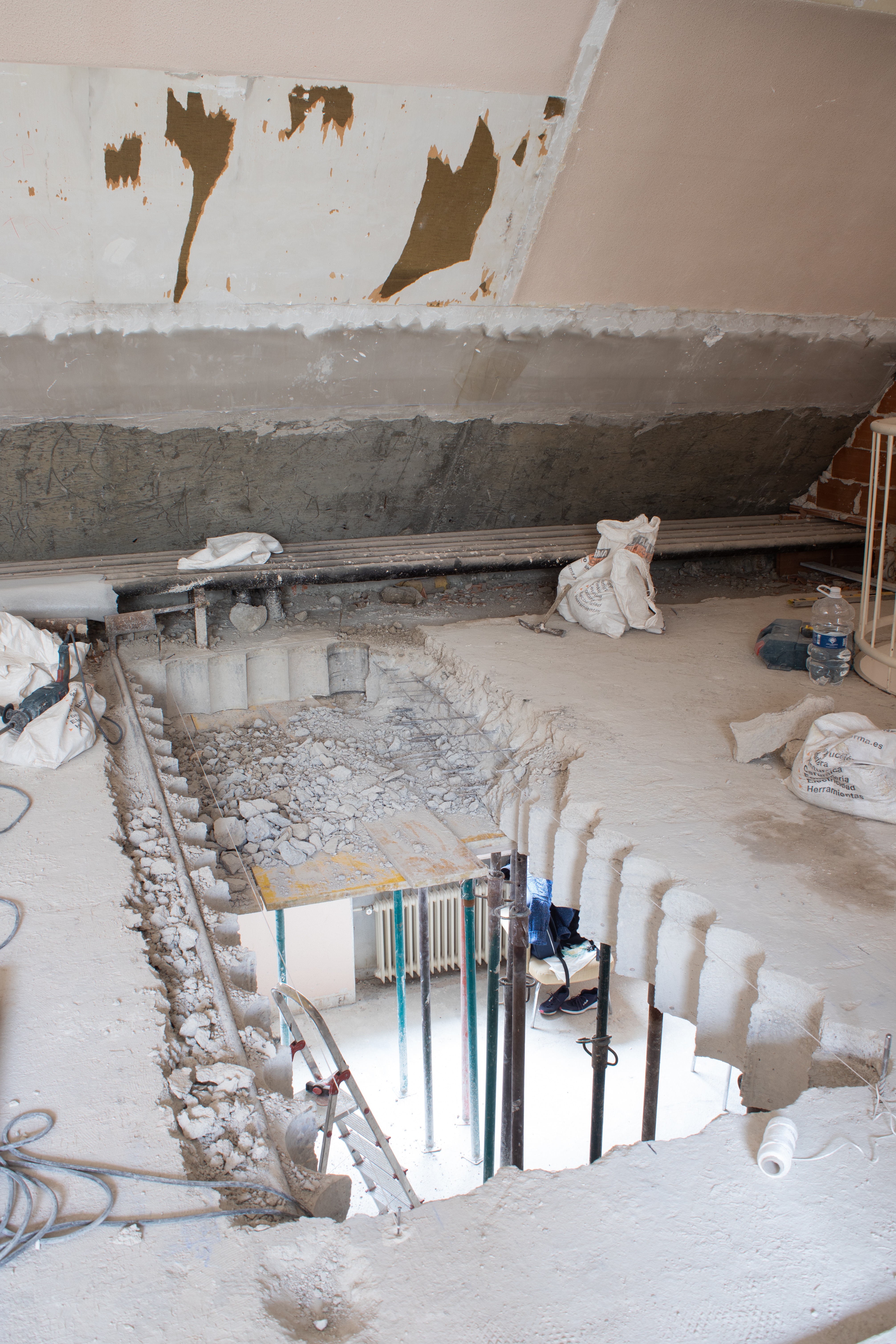 JB3A 顶层复式公寓改造丨西班牙马德里丨cruz.atelier-68