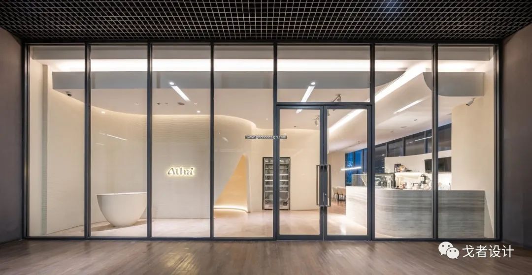 瑜伽馆的温馨互动空间丨Surapak Intrakul,Atitaya Taratai-0