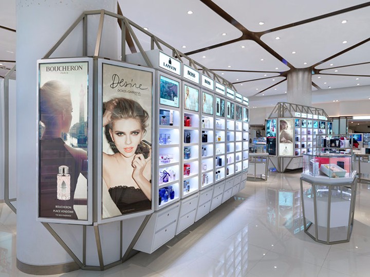 泰国Siam Paragon美容百货店  HMKM-9