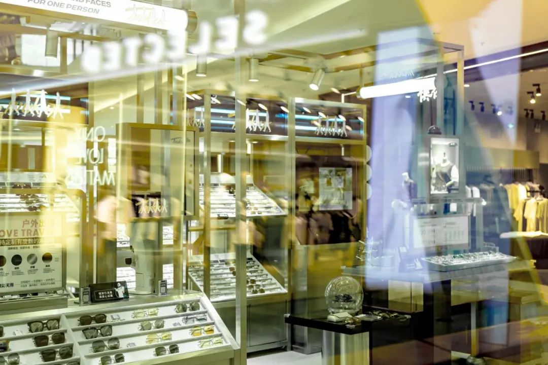 倜客无人眼镜零售空间丨中国杭州丨平介设计-47