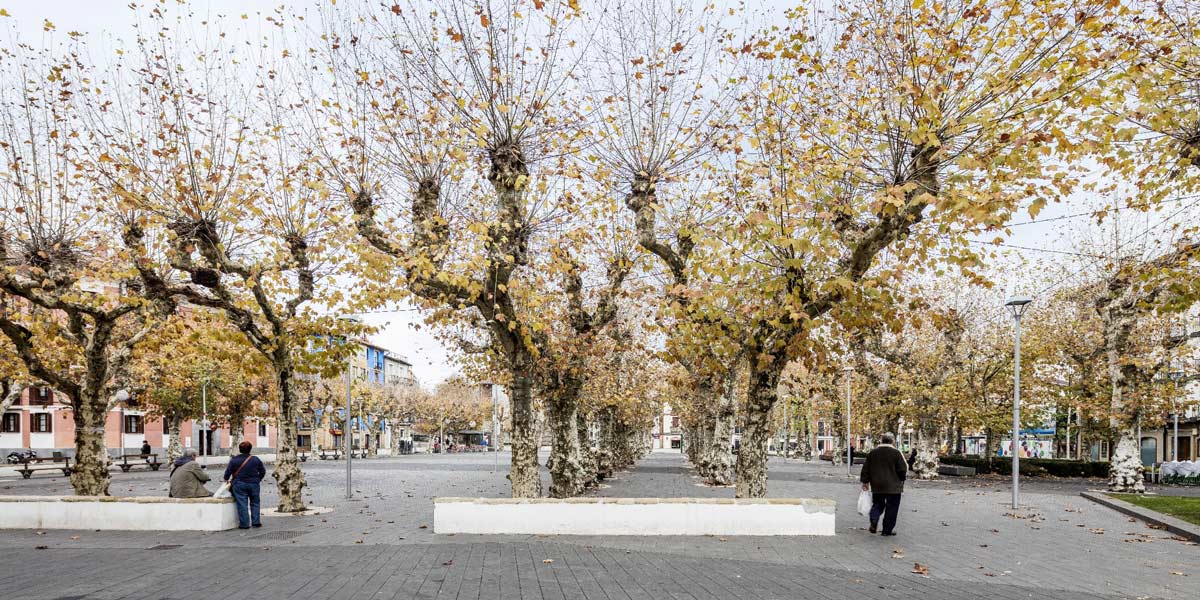 重塑 Irun 老城区广场-19