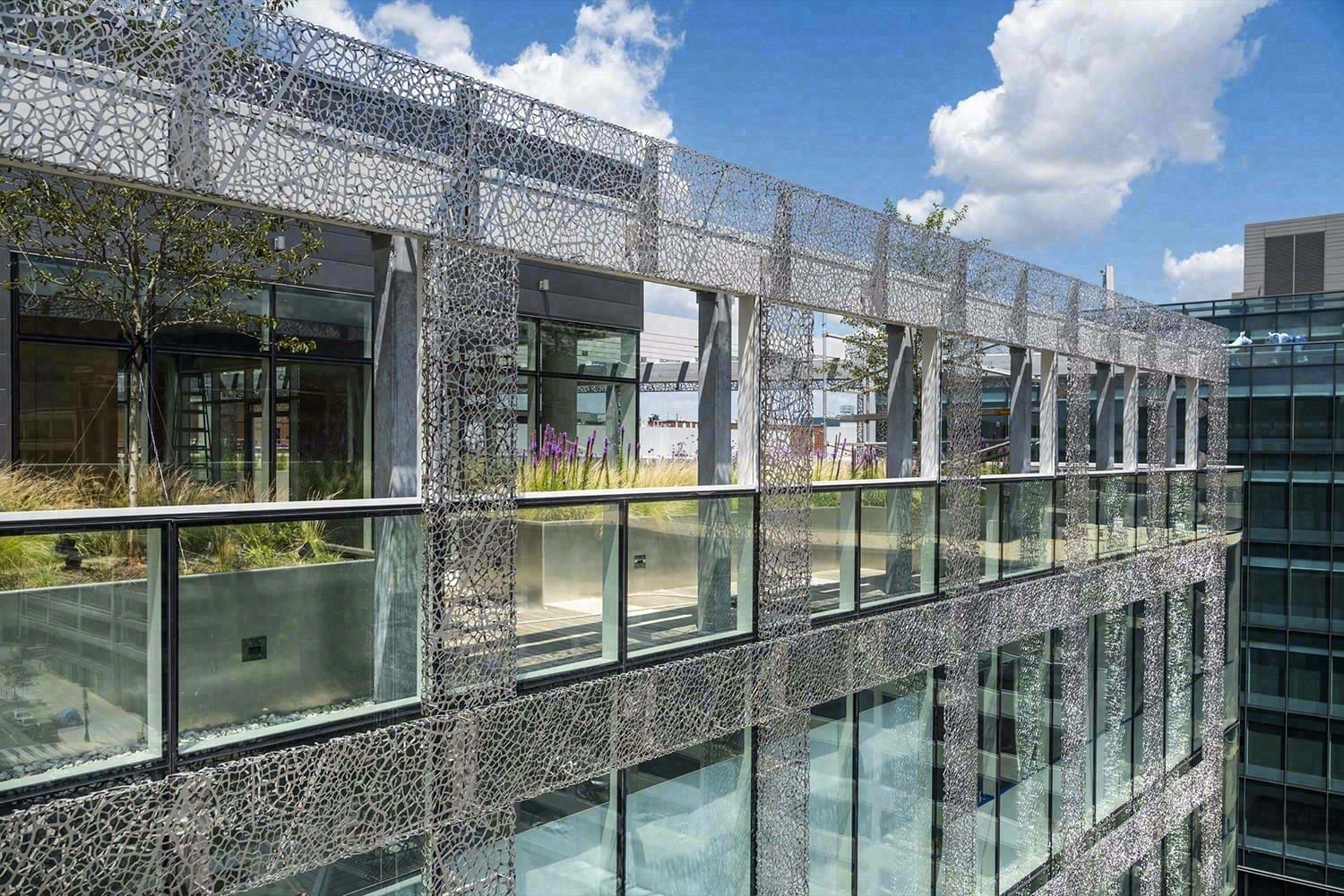 Architectural Innovations & Applications of Stainless Steel-20