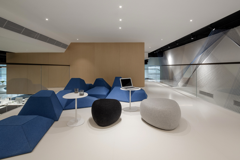 解构主义办公空间 | 自由与秩序的完美融合-37