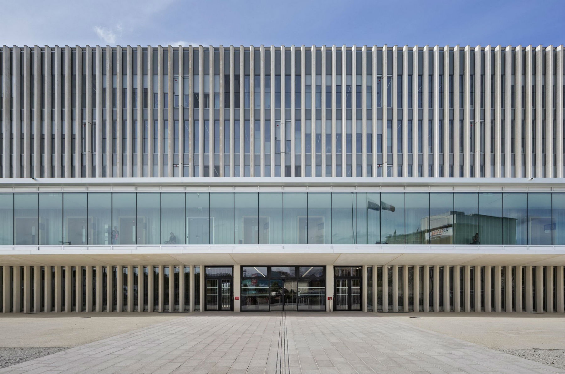 法国 Caen 法律法院建筑设计欣赏-4