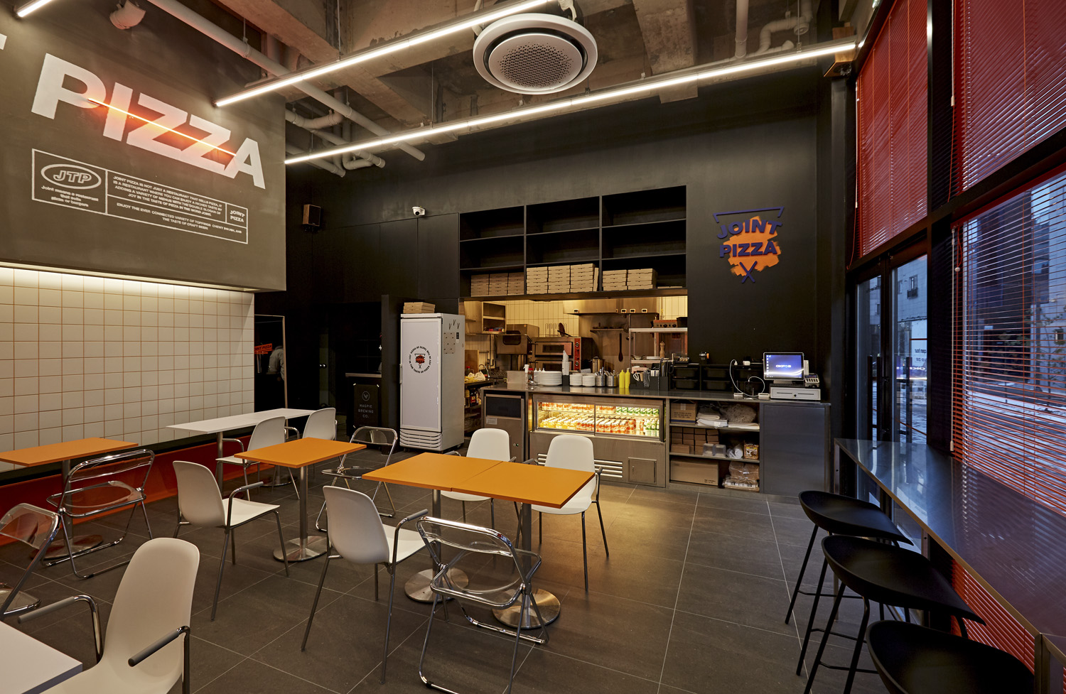 25 平米精致小店，打造工业风美食空间-6