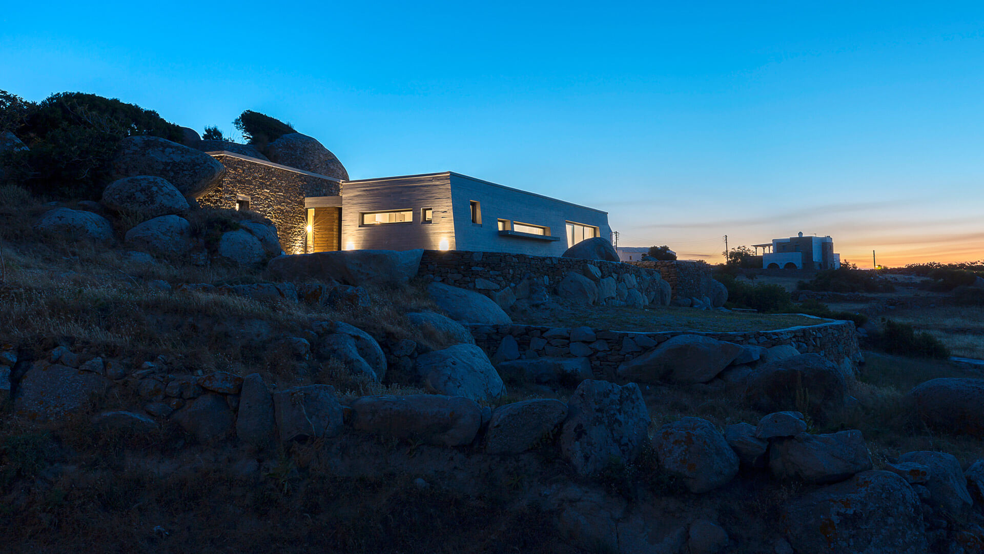 A House Between the Rocks Aristides Dallas Architects-21