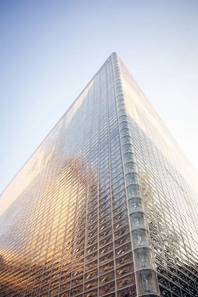 泰国玻璃打造的售楼中心-19