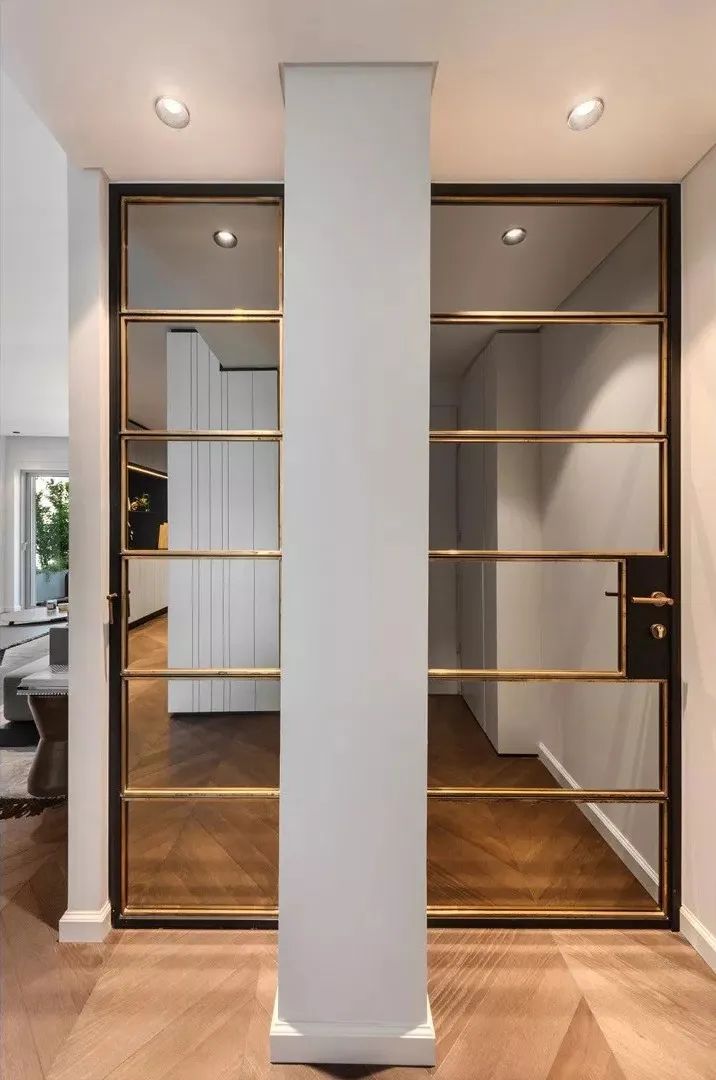 特拉维夫顶层住宅,黑白色调的时尚空间-112