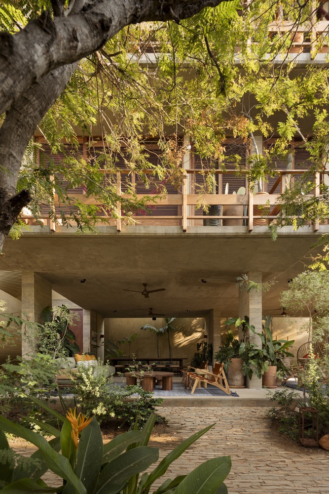 ENNEA Hotel / Jaque Studio-1