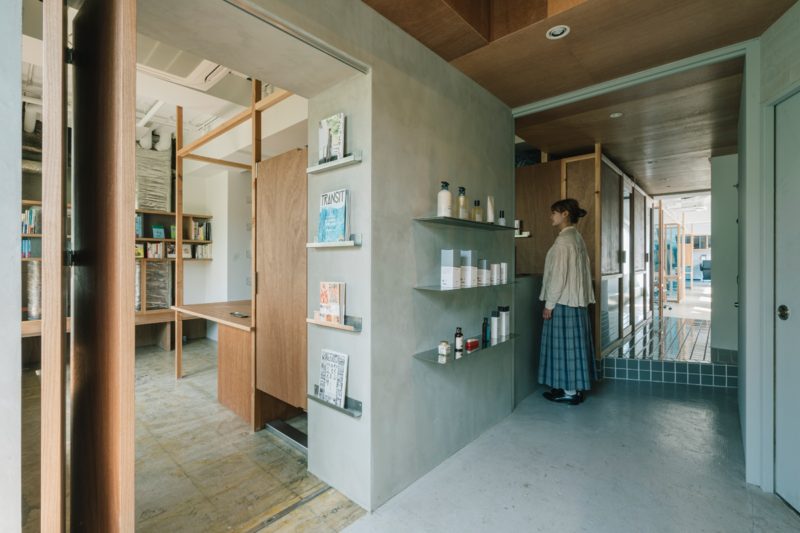 由于neute并非常见词汇，不清楚其确切含义，无法提供准确翻译 丨未明确提及整体设计方,涉及榎本太一,宇坪伸二等相关人员-49