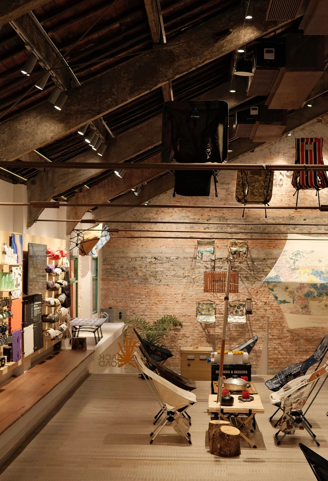 BACKROAD 户外集合店丨中国杭州丨杭州观堂室内设计有限公司-59