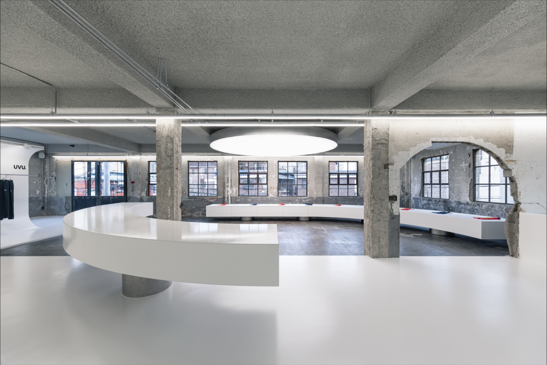 UVU新旗舰店丨韩国首尔丨two  fold-8