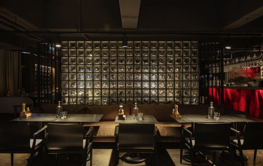 公牛(注:БЫК在俄语里意为公牛 ,但不清楚这里БЫК是单纯的俄语词汇,还是有特定语境含义,仅按常规语义翻译) 丨亚美尼亚丨Futuris Architects-25