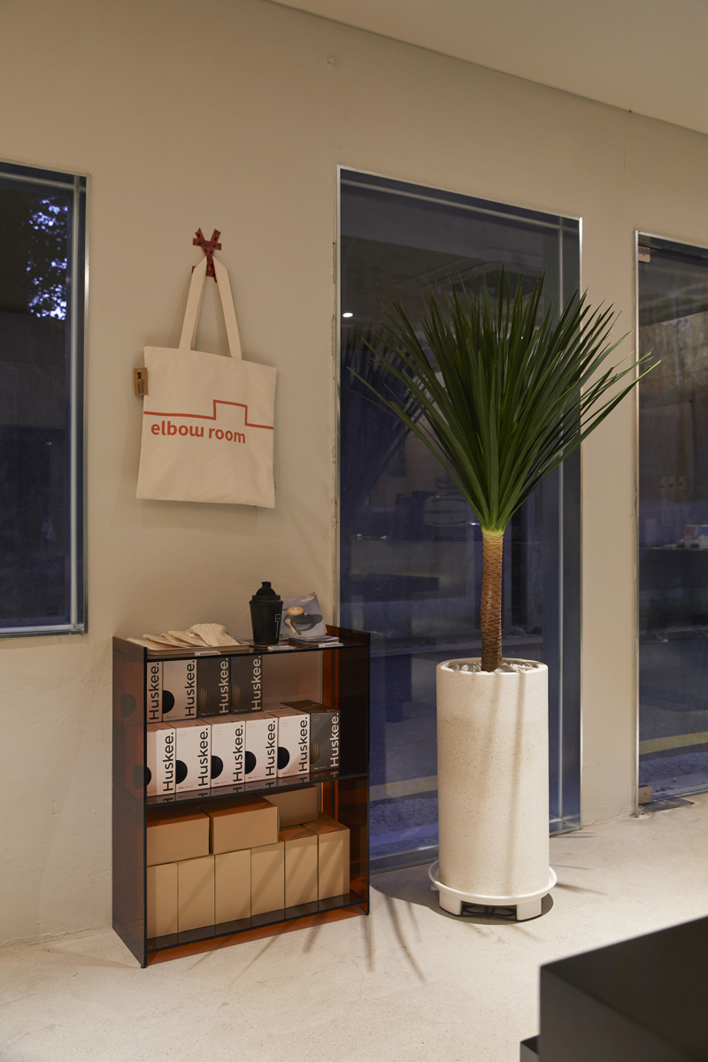 现代简约 20 平米咖啡馆，儿童友好设计展现温馨氛围-22