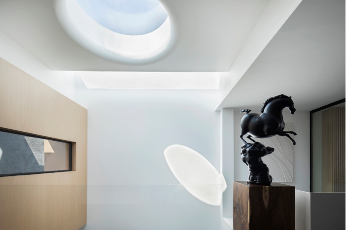 在家拥有一座迷你美术馆丨中国东莞-0