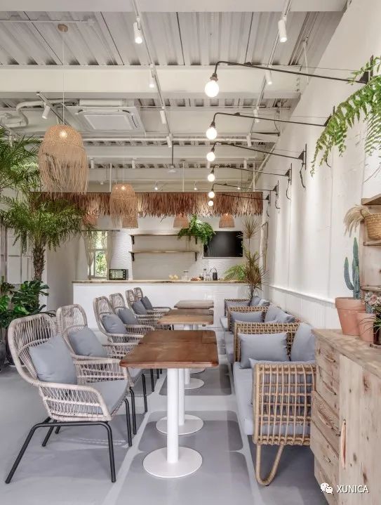 东南亚风情的松鼠部落咖啡店设计-50