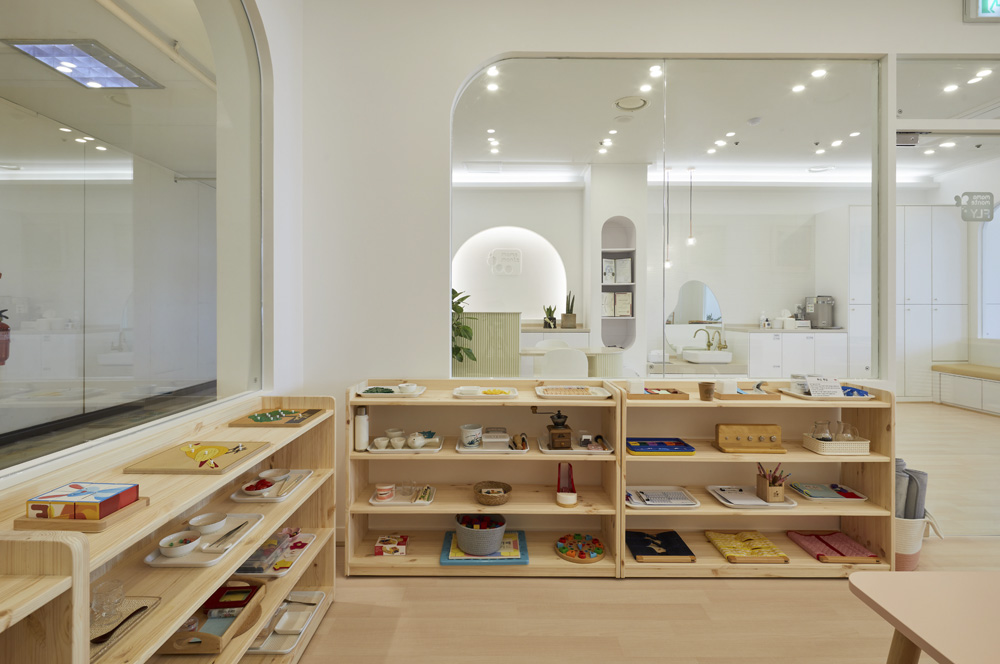 白色&木质，打造 30 平舒适妈妈住宅-16