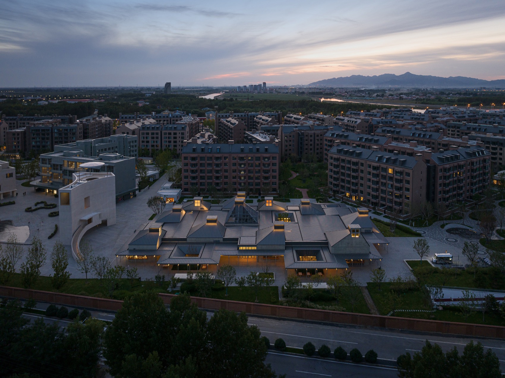 秦皇岛阿那亚北岸市集丨中国秦皇岛丨致正建筑工作室-136