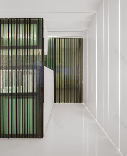 葡萄牙牙科诊所的宁静空间-19