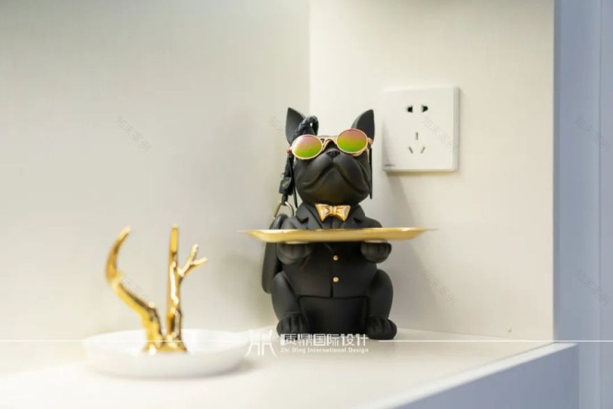 60㎡不规则小户型欧式明亮设计丨质鼎-35