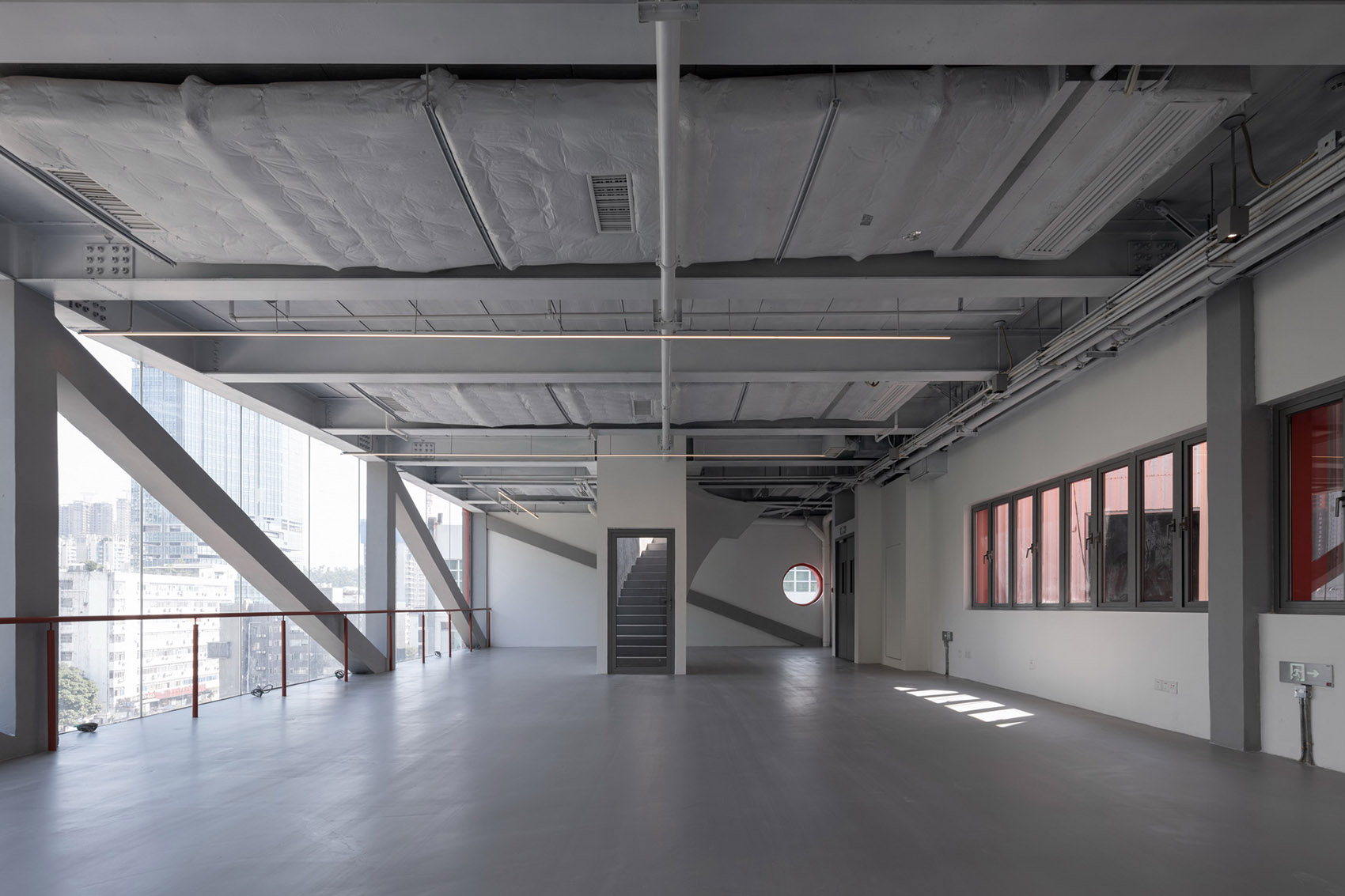 金威啤酒厂工业遗存改造 | 空间即展览的典范-120