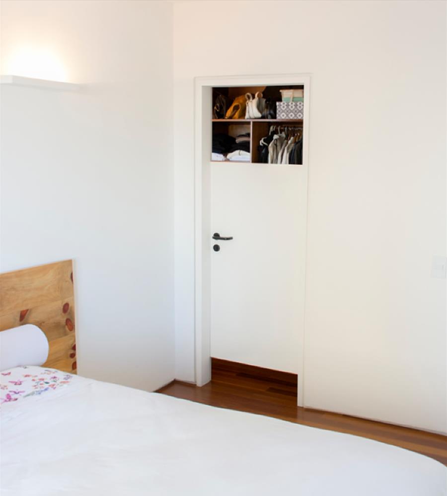 巴西 PR 公寓 | 木质设计与现代元素的完美融合-7