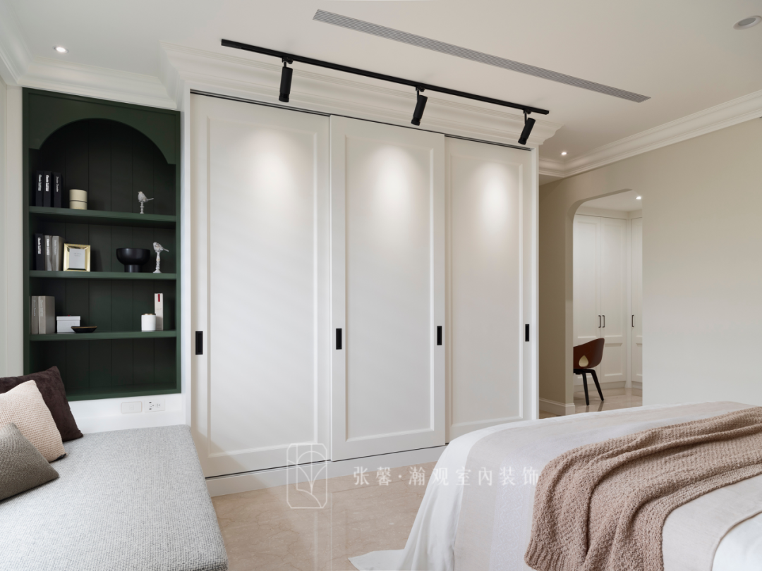 【作品】徜徉｜窗边光影斑驳，时光在阅读中缓慢-33