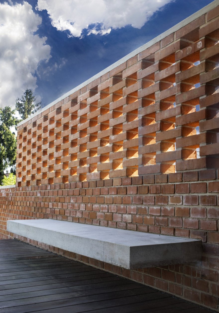 带工作室的家庭住宅(捷克)-59