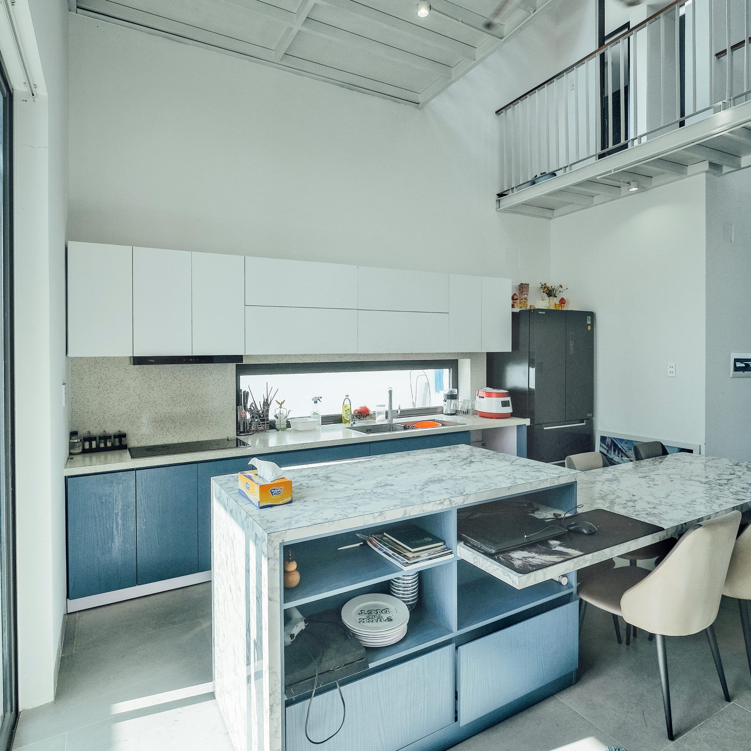 绿意盎然的四口之家-28