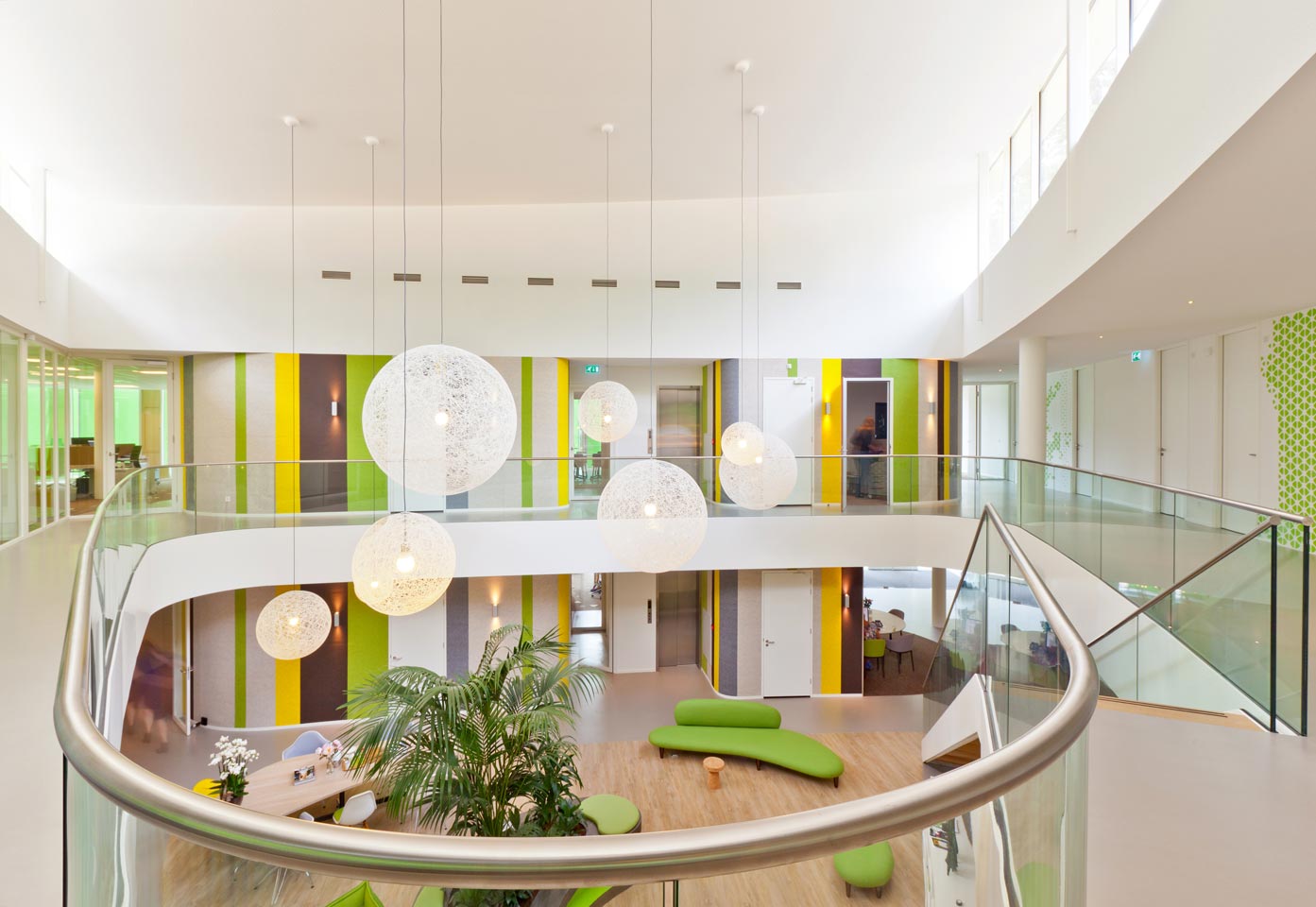 森林中的疗愈空间——荷兰 Helen Dowling 心理肿瘤疗养院-6