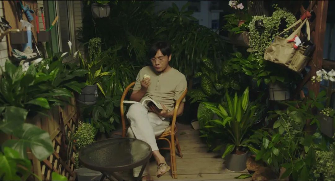 《隐秘的角落》 | 复古风装修，细节尽显悬疑魅力-22