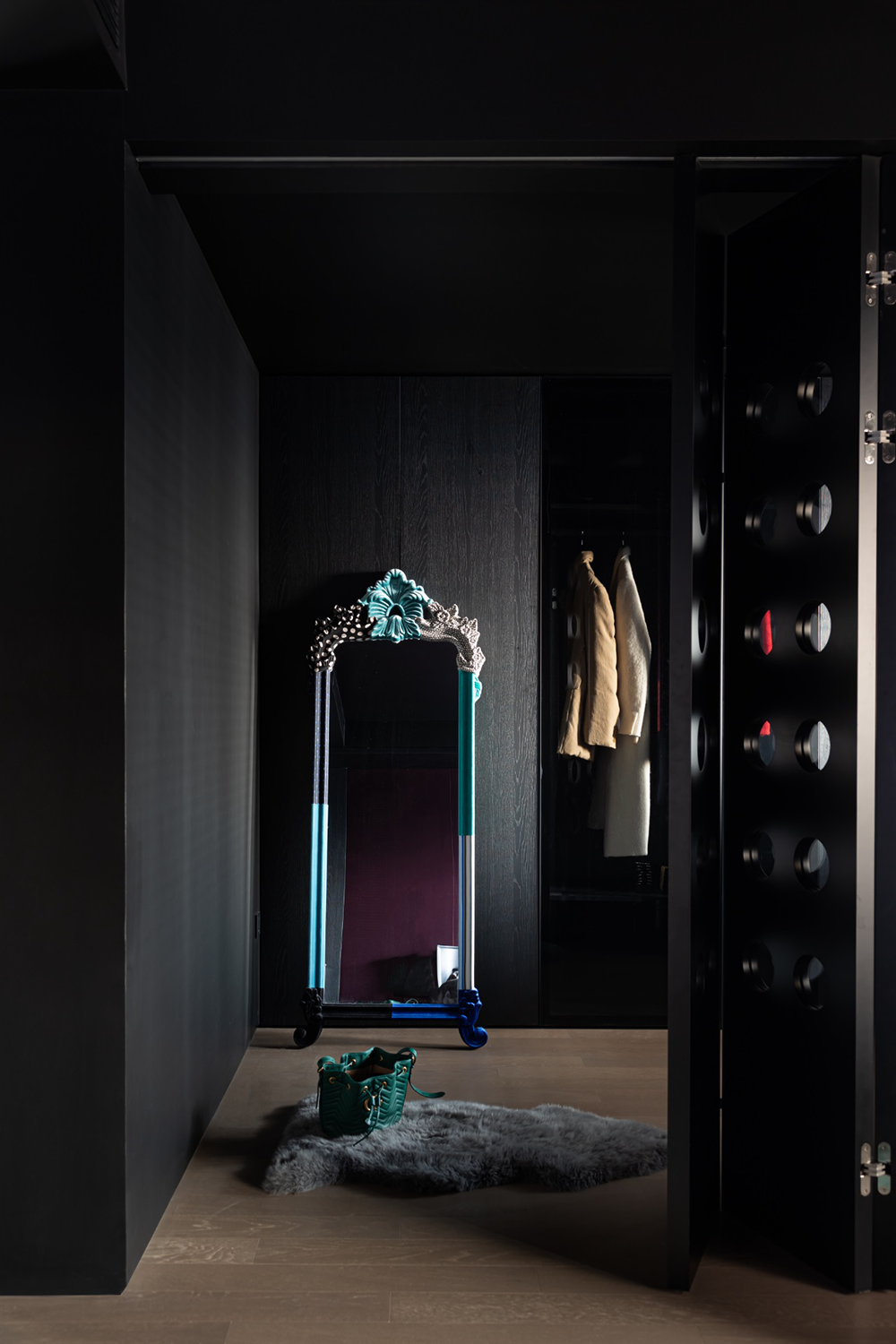 极简暗黑风:隐秘 · 深邃丨中国杭州丨有斯设计-52