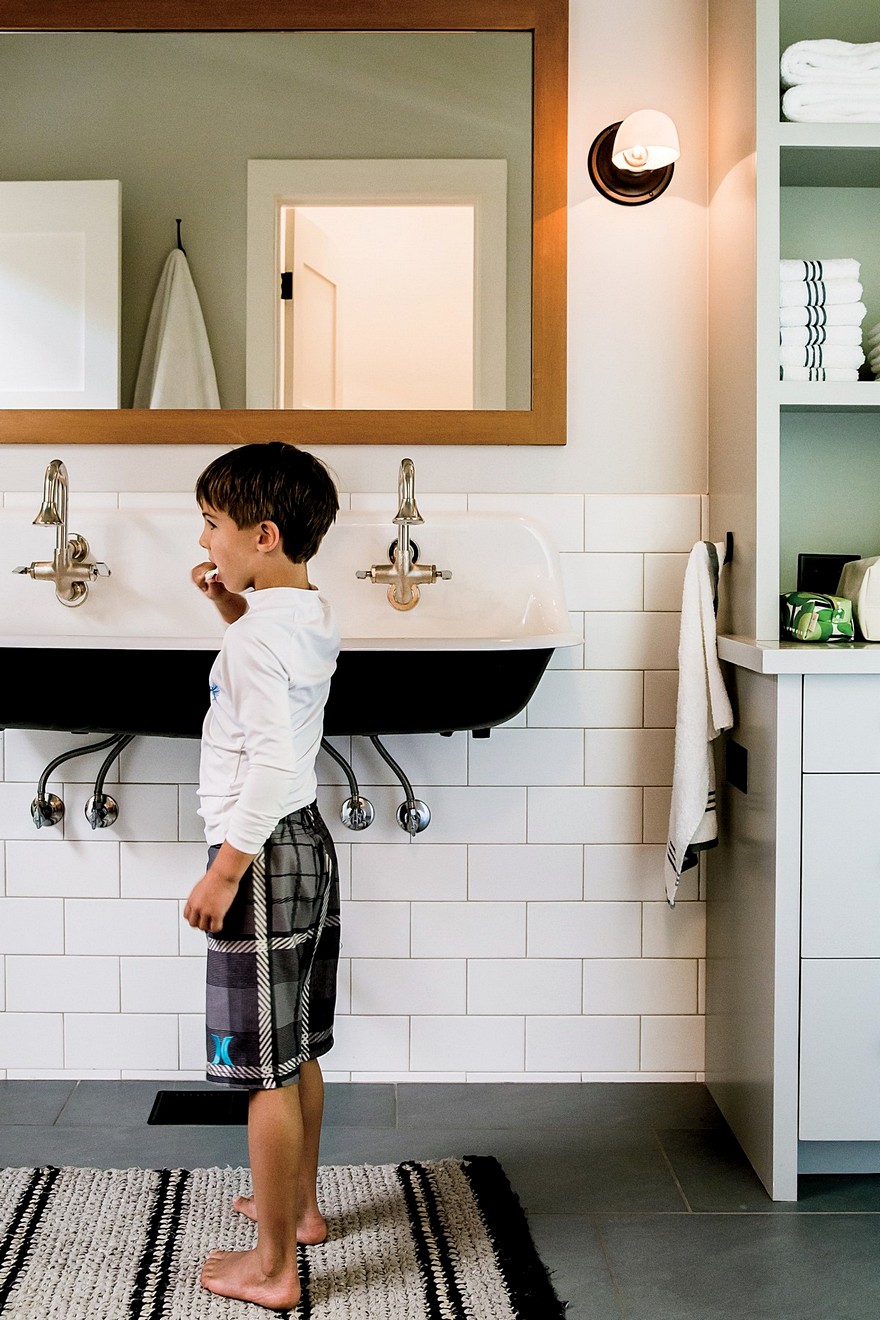 Chelan Lake House / Hoedemaker Pfeiffer-17