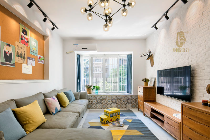 华南理工南秀村四口之家北欧风改造-0