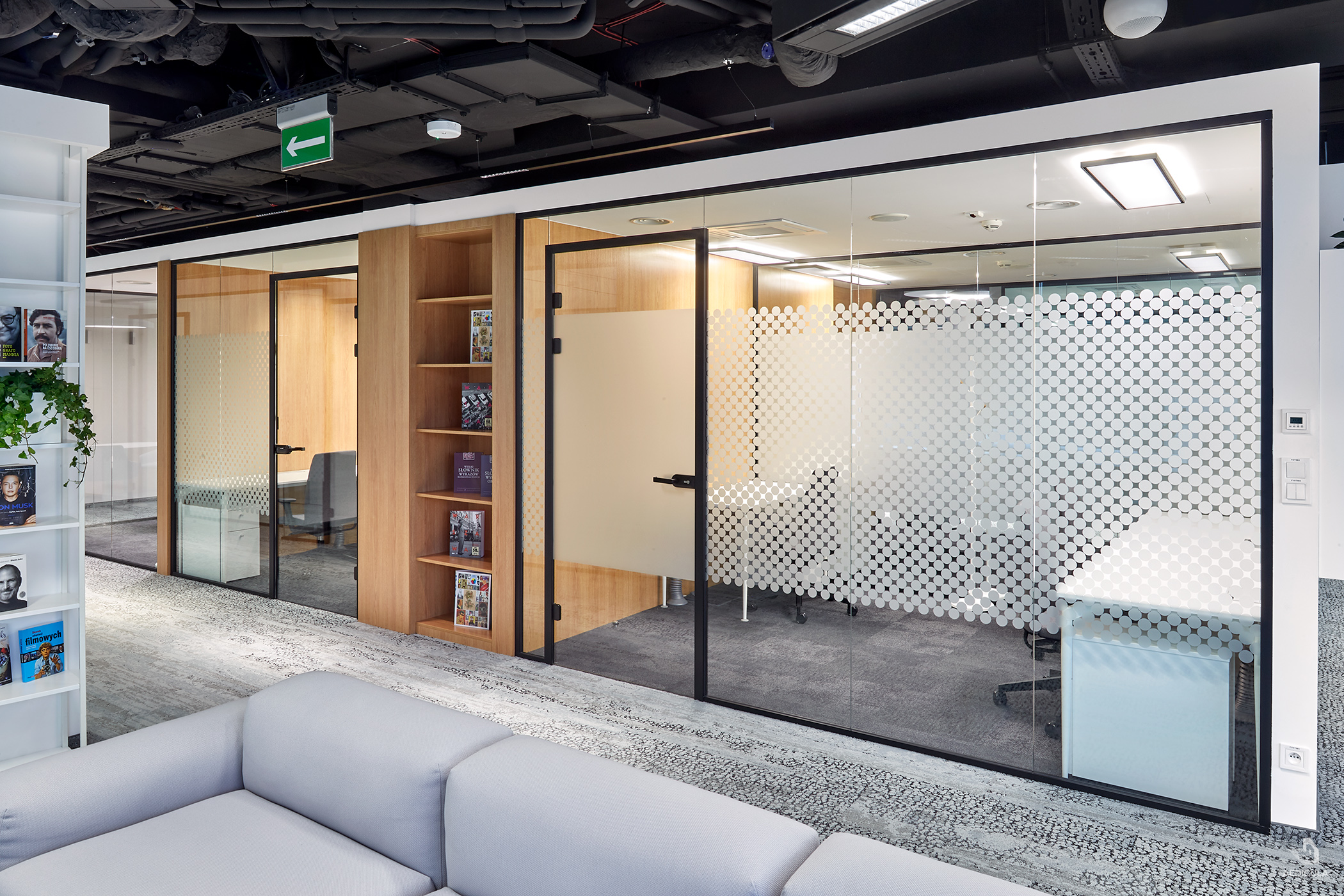 波波共享办公空间丨波兰华沙-23