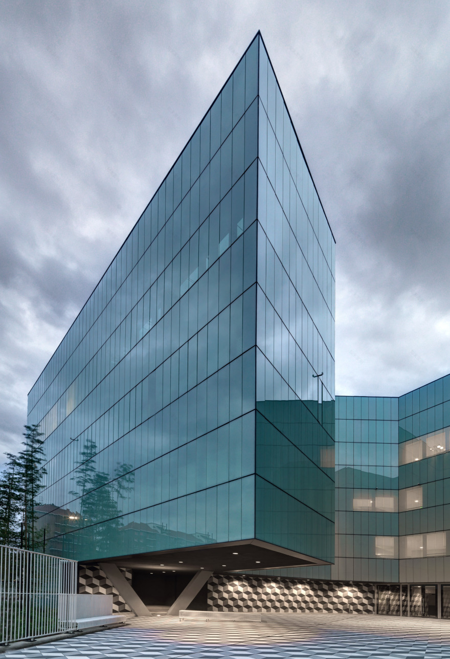 米兰银行数据处理中心大楼-13