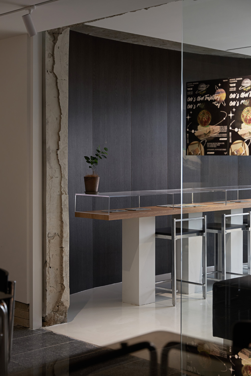 29°C 的温暖 | 木质氛围的咖啡厅设计-27