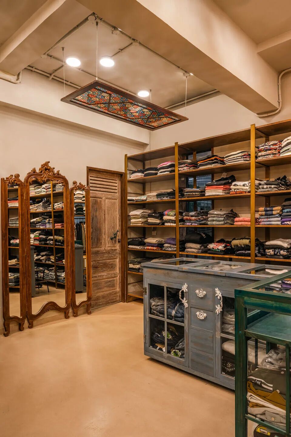 服装店丨印度丨Mindspace Interiors-18