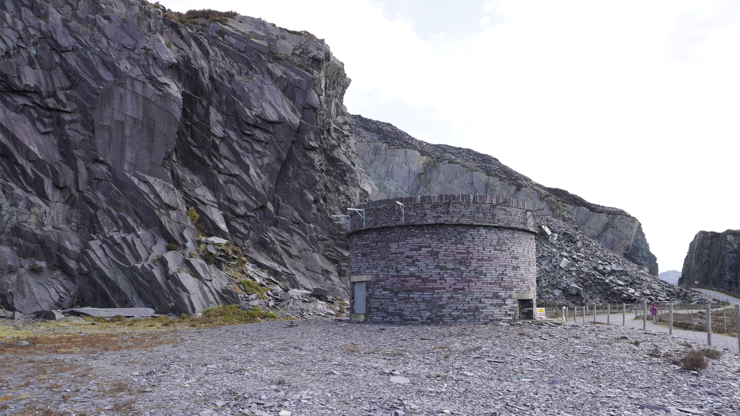 烛台丨Sydney Smirke-0