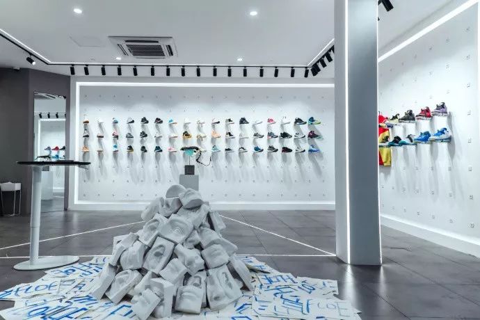 魔都新潮牌店盘点 | Supreme、INVINCIBLE 等品牌齐聚上海-136