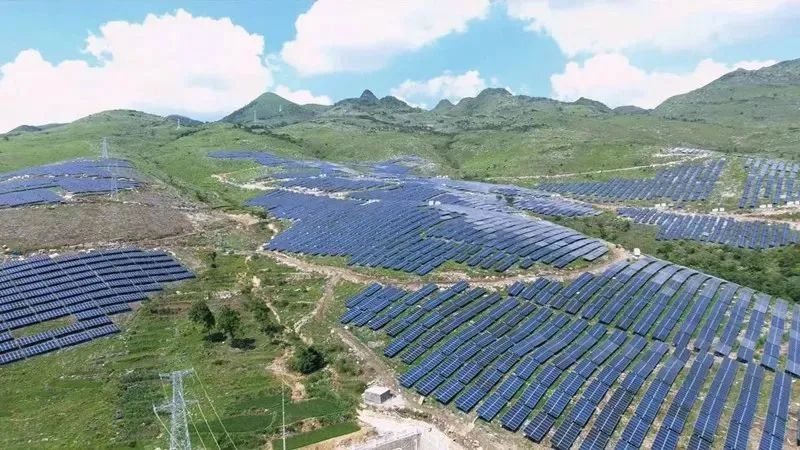 上海宝冶承建的禄丰市桃园220MW光伏电站项目成功并网-106