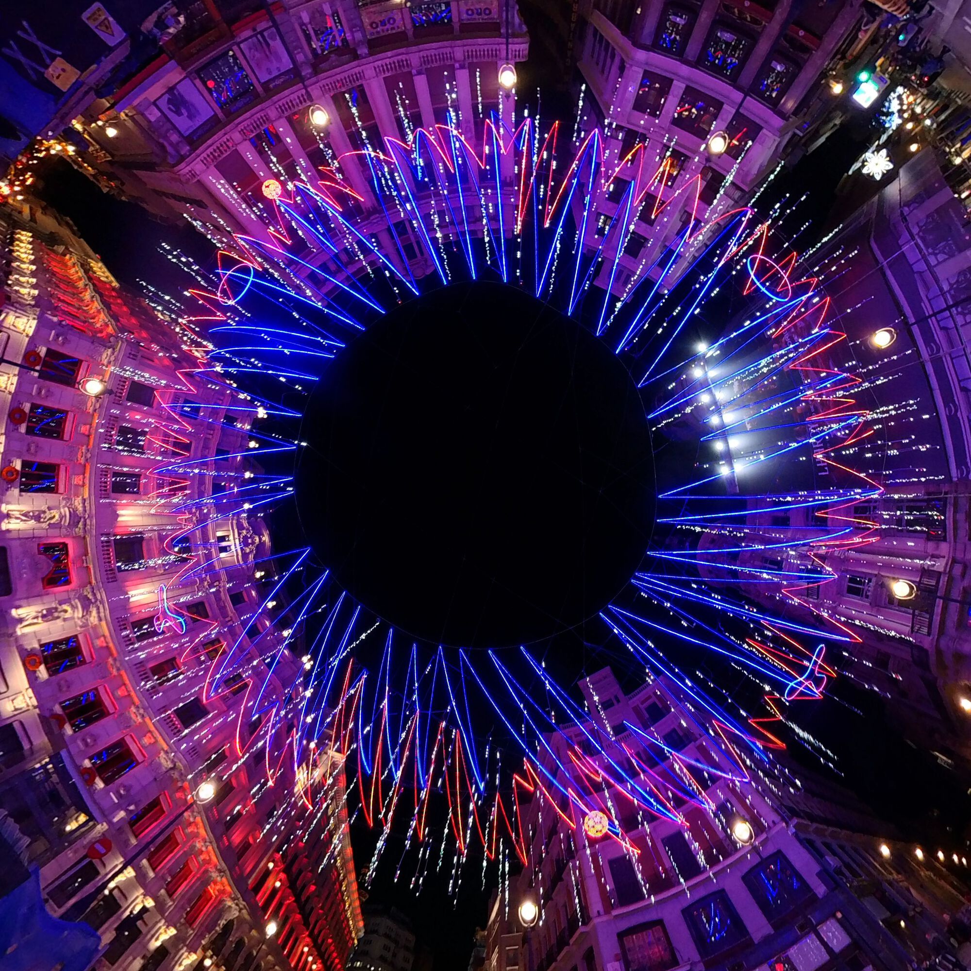 IRIS 灯光装置丨西班牙马德里丨Brut Deluxe-27