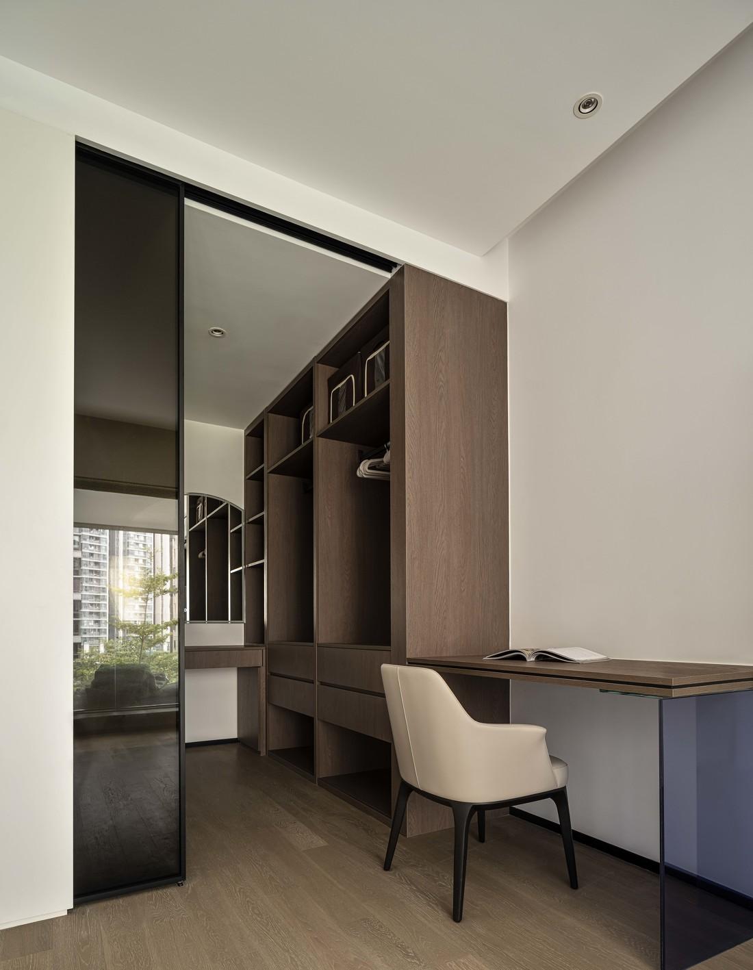 悬空楼梯下的蓝调空间丨中国广州-54