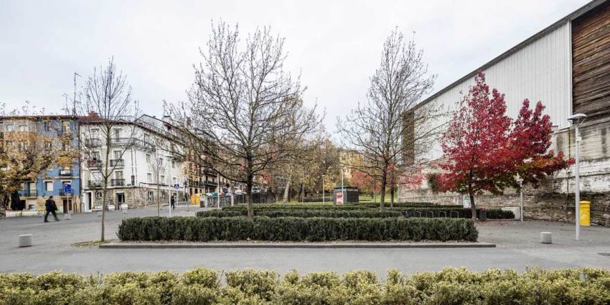 重塑 Irun 老城区广场-6