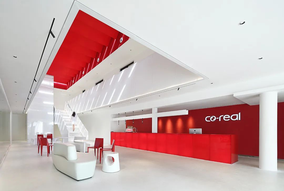 可瑞舒适家杭州总部 | 白色盒子里的共享办公空间-13