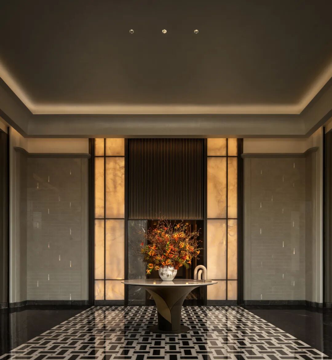 栋三尺设计|依山望江，空间中的精神秩序——现代奢居的仪式与尺度-19