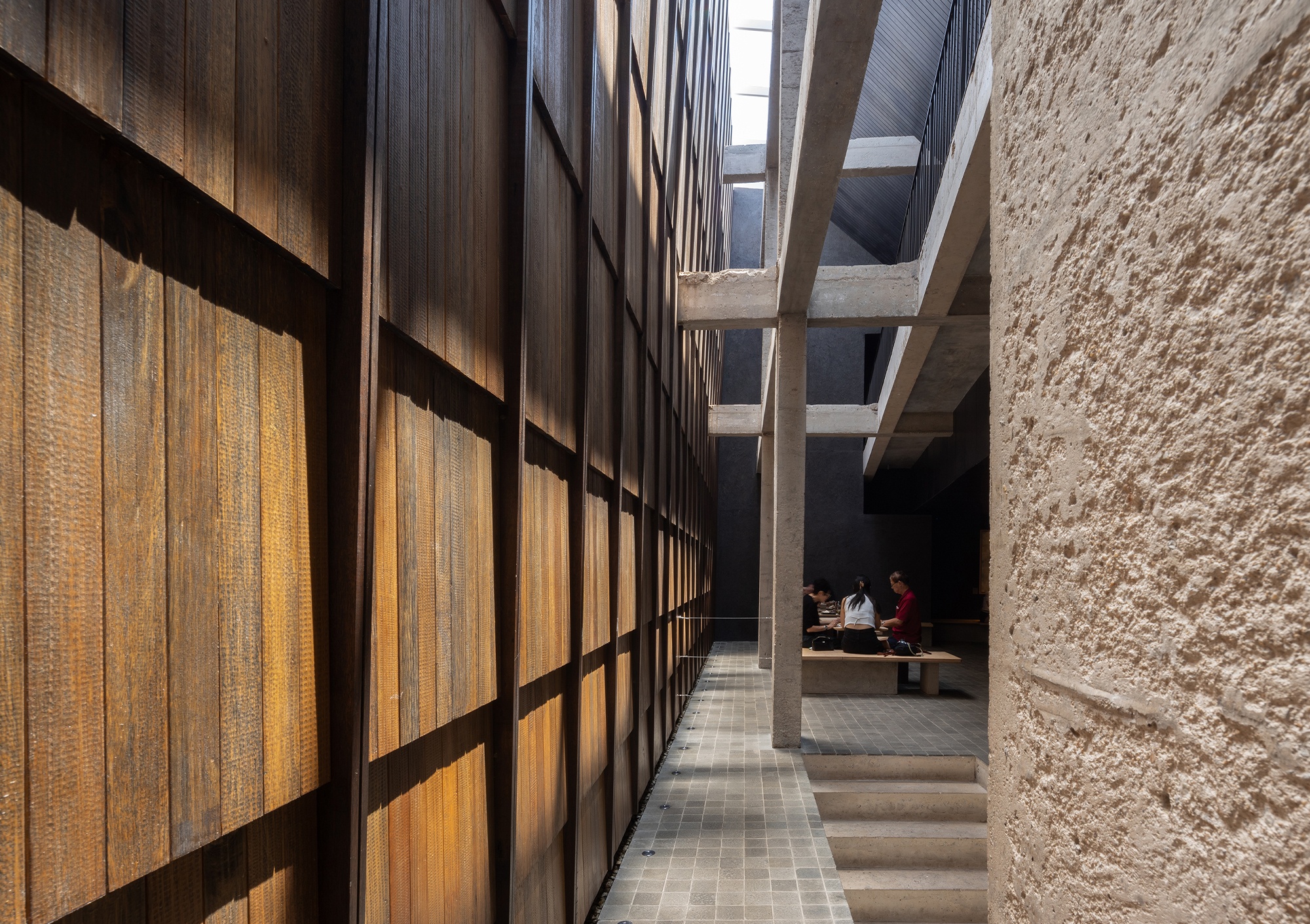 印尼巴淡岛 ITSUMO 甜品店丨Kousou 设计-9